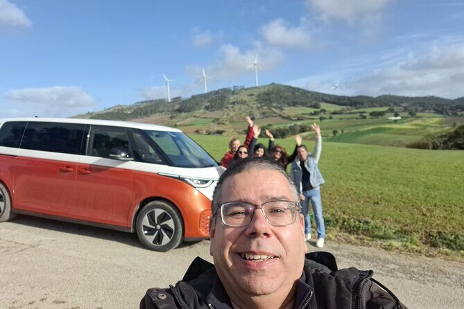 Private Tour Obidos and Nazare with Family Winery from Lisbon - Exploring Óbidos: A Step Back in Time