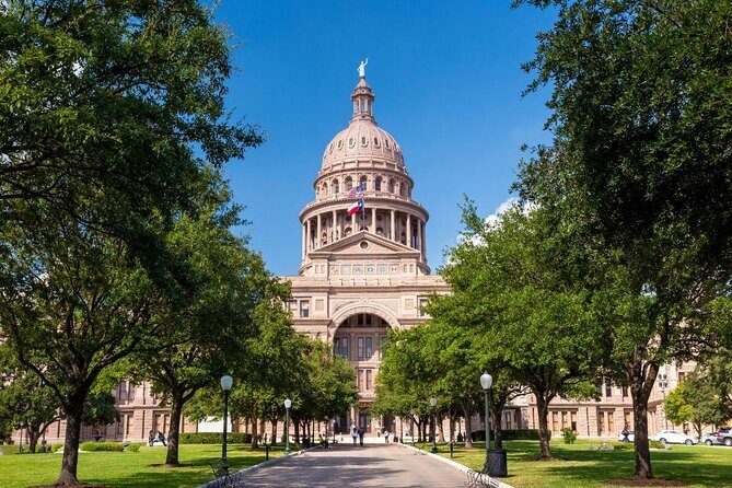 Private Tour of Austin with State Capitol and Cruise - Exploring Austin with a Private Tour: A Balanced Look at the Capital City