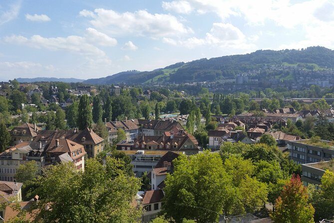 Private Tour of Bern - Sightseeing, Food & Culture with a local - A Closer Look: What You Can Expect on the Tour