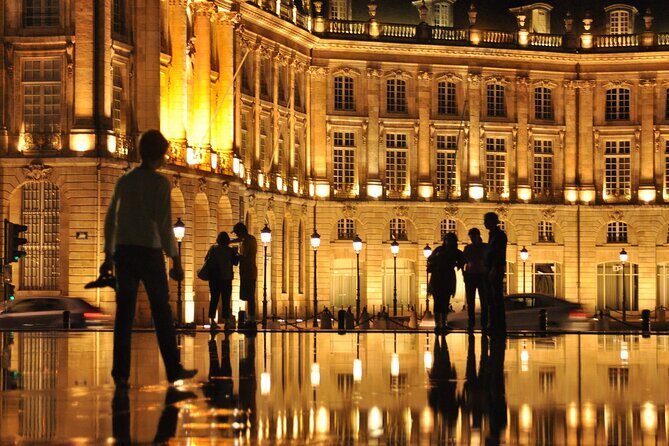 Private tour of Bordeaux at night in a sidecar - Key Points