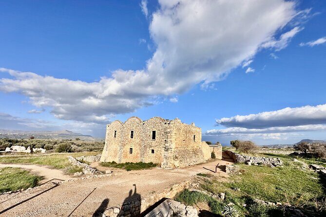 Private Tour of Knossos, Archaeological Museum & Heraklion Town - The Palace of Knossos: A Legendary Minoan Site