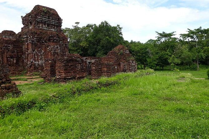 PRIVATE TOUR of MY SON HOLYLAND & DA NANG City ( 8- 9 Hours ) - Why This Tour Offers Great Value