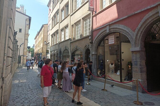 Private tour of old Lyon - 2 hours - Discovering the Heart of Lyon: A 2-Hour Private Tour