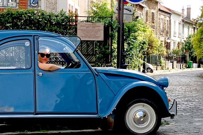 Private Tour of Paris in a convertible citroën 2CV - Key Points