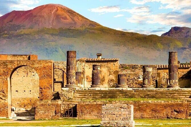 Private tour of Pompeii Ruins + Organic Wine and Lunch tasting - The Value Proposition