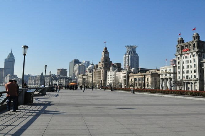 Private Tour of Shanghai City Highlights with Tea Ceremony - Starting the Day at The Bund