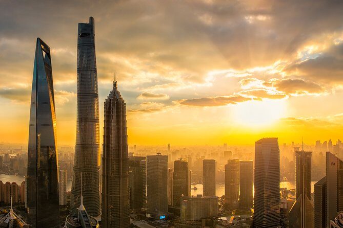 Private Tour of Shanghai Night View with Authentic Local Food - An In-Depth Look at the Tour Experience