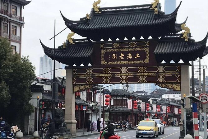 Private Tour of Shanghai Top Attractions and Cooking Class with Pickup - Cultural Deep Dive: Museums and City Views