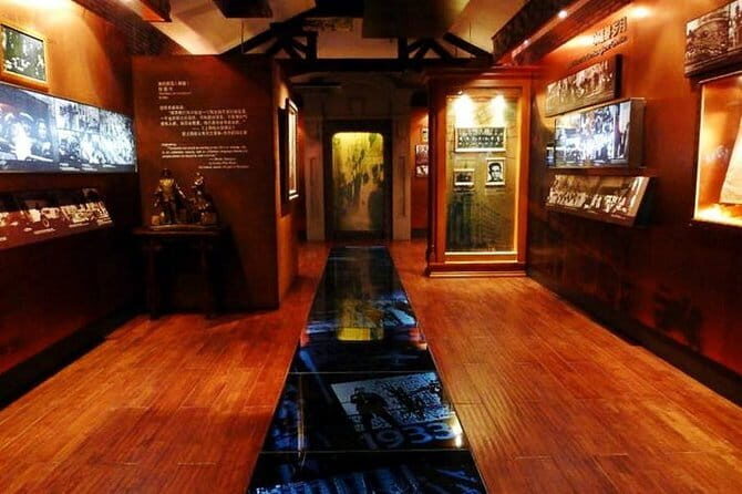 Private Tour of Shanghai Tower Science and Technology Museum & Bund - FAQ