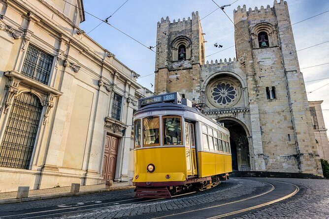 Private Tour of Splendid Lisbon - FAQs