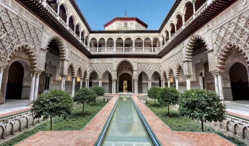 Private Tour of the Alcazar, the Cathedral and the Giralda - FAQs