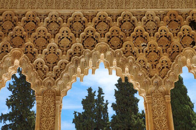 Private tour of the Alhambra entrances included - The Itinerary Breakdown: What You’ll See and Experience