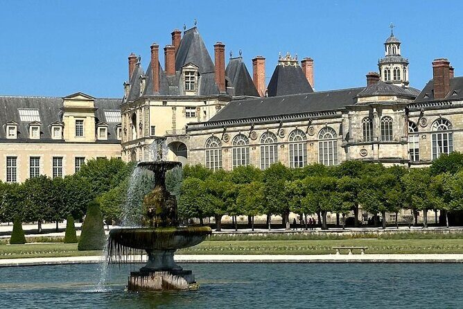 Private tour of the Great Christmas of Vaux le Vicomte and Fontainebleau - Is This Tour Worth the Price?