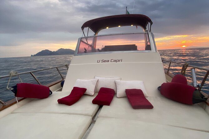 Private Tour of the Island of Capri by Boat and Visit to the Caves - The Authentic Experience: What Travelers Say