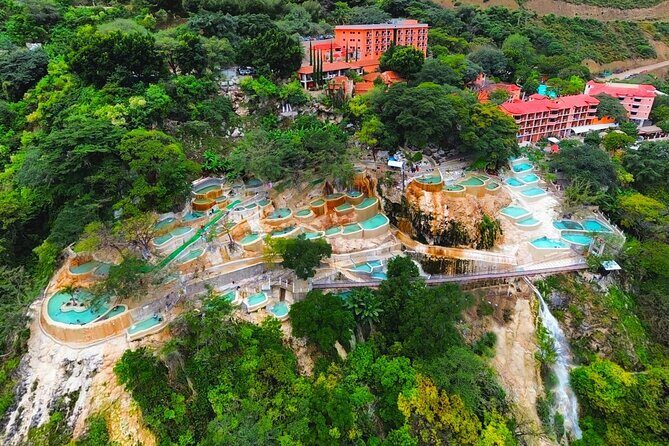 Private Tour of Tolantongo Grottoes Relax and Nature - What Tourists Say (Based on Reviews and Descriptions)