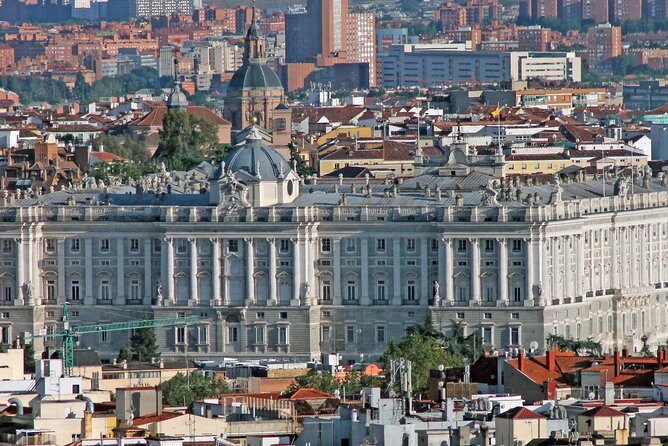 Private tour of Toledo & Madrid Royal Palace included from Madrid with pick up - FAQ
