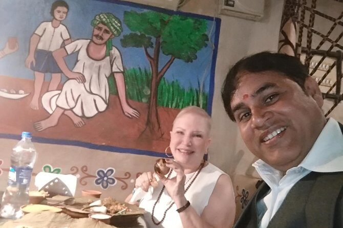 Private tour of Varanasi with official tour guide - The Narrow Streets and Heritage Walk