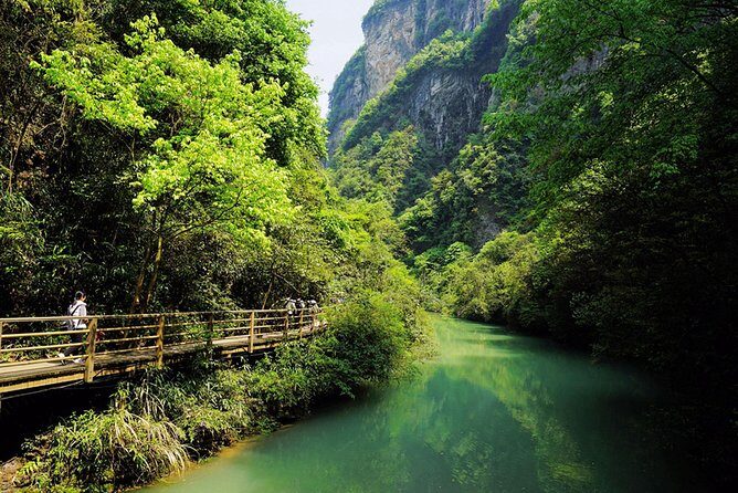Private Tour of Zhangjiajie Grand Canyon Glass Bridge and Baofeng Lake - A Deep Dive into the Tour: What You Can Expect