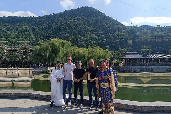 Private Tour on Terracotta Army and Huaqing Palace - Huaqing Palace: A Blend of Nature and Royalty