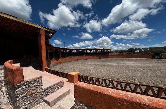 Private Tour Peña de Bernal, Hike and Vineyard Wine Cup Included - Authenticity and Unique Highlights