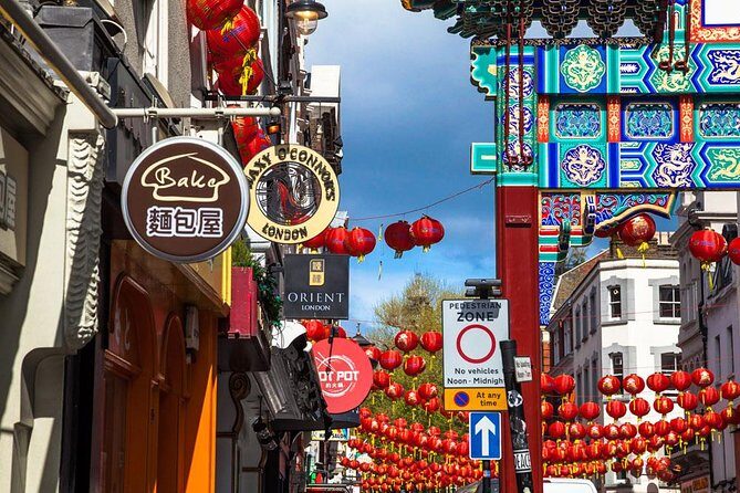 Private Tour: Photography Walking Tour from Trafalgar Square to Covent Garden - Practical Details and Why They Matter