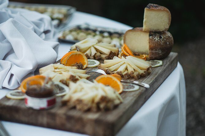 Private Tour: Pienza and Montalcino Organic Cheese and Wine Tour - Montalcino: The Wine Lover’s Dream