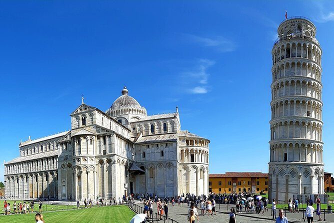 PRIVATE TOUR: Pisa & Chianti in one day with Lunch and Wine tasting Experience - A Practical and Authentic Taste of Tuscany: Pisa & Chianti in One Day
