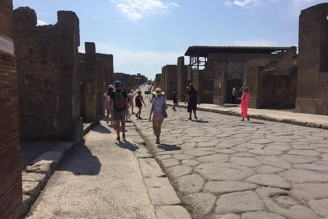 Private Tour: Pompeii Half-Day Trip from Naples - The Experience: What Its Like on the Ground