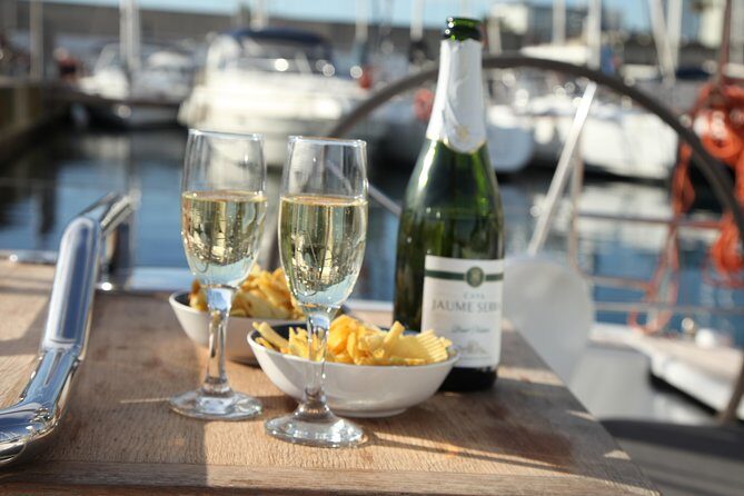 Private Tour: Romantic Sailing Tour from Barcelona - The Experience in Detail