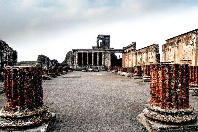 Private Tour Rome to Pompeii in private vehicle or fast train - Detailed Breakdown of the Itinerary