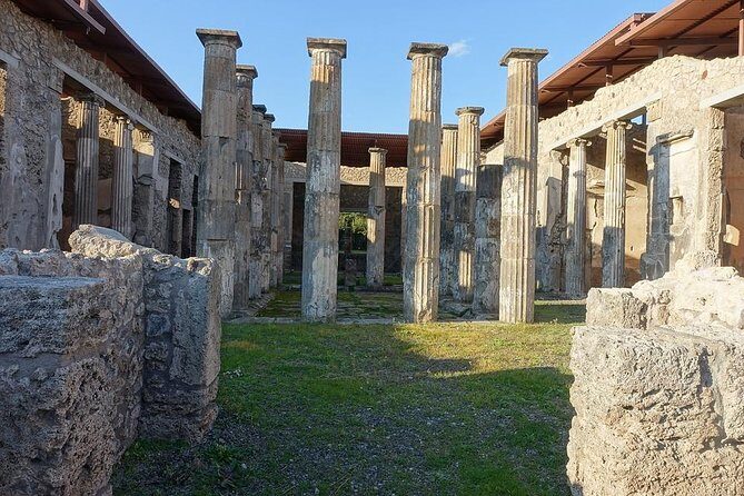 Private Tour Rome to Pompeii in private vehicle or fast train - Transport Options and Their Impact