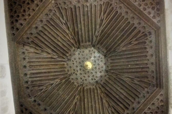 Private tour Royal Palace+Cathedral - Deep Dive into the Itinerary