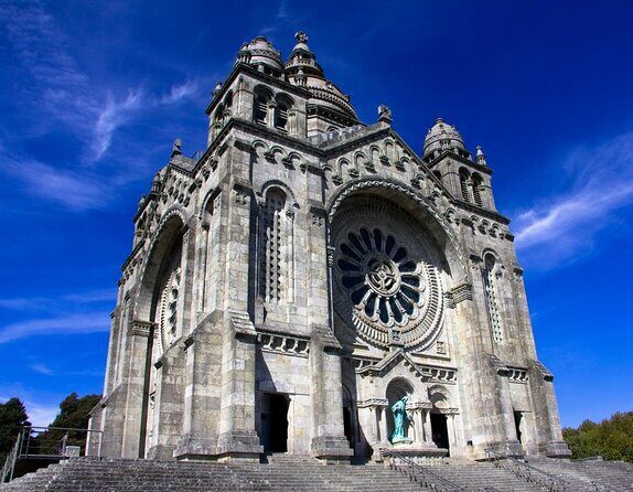 Private Tour Santiago de Compostela & Viana do Castelo from Porto - Exploring the Private Tour from Porto to Santiago de Compostela & Viana do Castelo