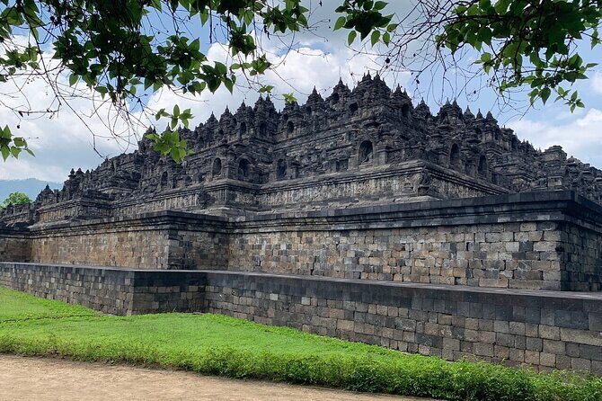 Private tour semarang pier to borobudur temple - The Return Journey and Final Impressions