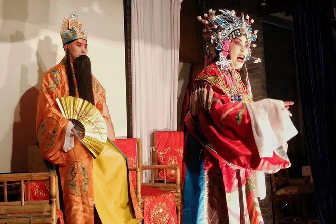 Private Tour: Shichahai, Nanluoguxiang and Peking Opera&dinner - Peking Opera: An Enchanting Cultural Performance