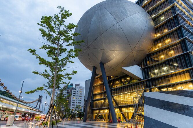 [Private Tour] Shilin Night Market Walking Tour With a Private Tour Guide (2-hr) - The Atmosphere: Beyond the Food