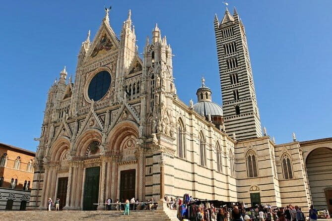 Private tour Siena, San Gimignano and Monteriggioni, lunch in the cellar - An In-Depth Look at the Tour Experience