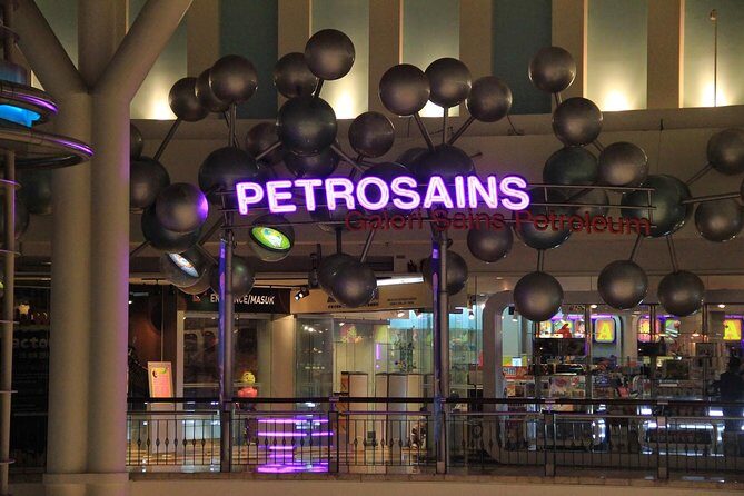 Private Tour : Skip The Line Petronas Twin Towers, Petrosains & Aquaria KLCC - Who Should Consider This Tour?