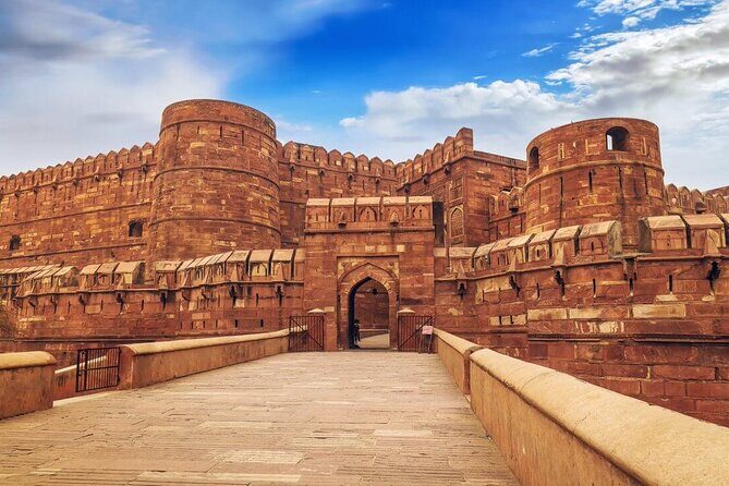 Private Tour Skip The Line Tour Guided Taj Mahal Agra Fort Car - The Itinerary in Detail: What You’ll Experience