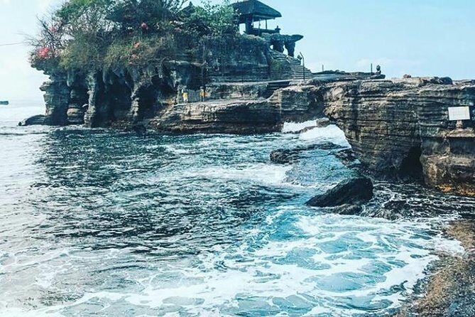 Private tour : tanah lot temple and uluwatu temple - insta spots - free wifi - An In-Depth Look at the Itinerary