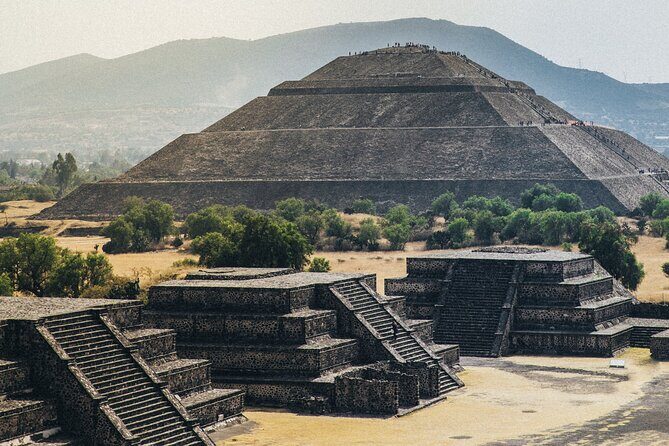 Private Tour: Teotihuacan Pyramids and Shrine of Guadalupe with lunch - Key Points