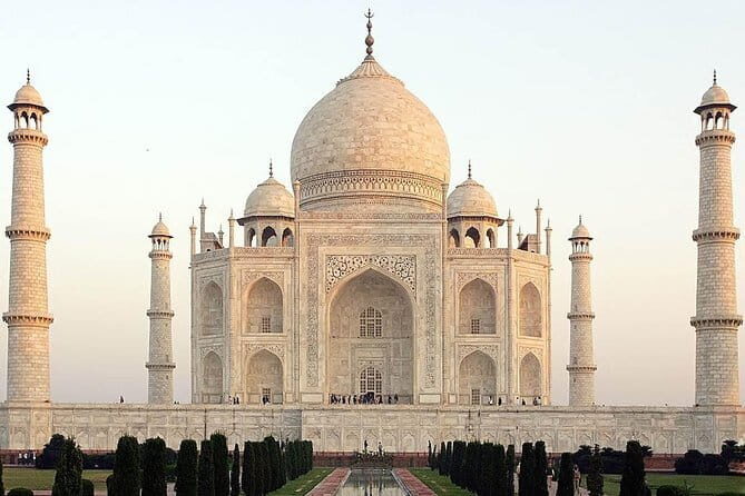 Private tour to Agra with Taj Mahal & Agra Fort - An In-Depth Look at the Experience