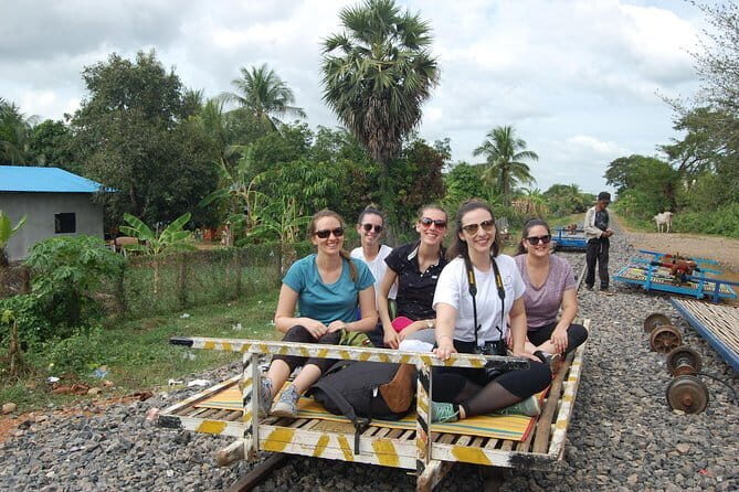 Private tour to Battam Bang from Siem Reap - Key Points