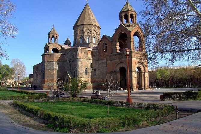 Private Tour to Echmiadzin and Zvartnots Temple - Who Is This Tour Best For?