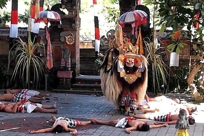 Private Tour to Enjoy Barong Dance, Ubud Art Village and Volcano - Key Points