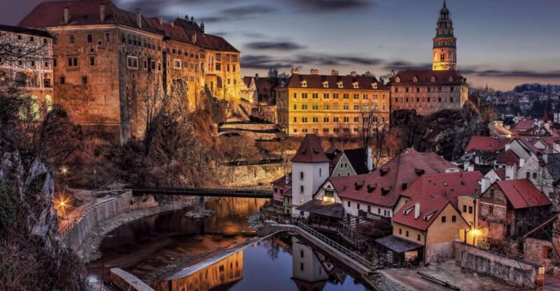 Private Tour to eský Krumlov - A Day Trip from Prague - Transport and Comfort