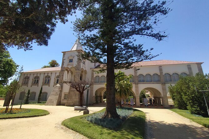 Private Tour to Évora with Wine tasting - Exploring Évora’s Historic Center
