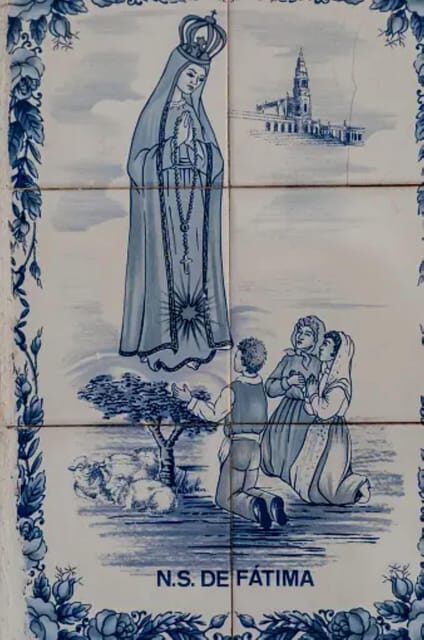 Private Tour to Fátima, Batalha, Nazaré, and Óbidos (10 hours) - A Thorough Look at the Day