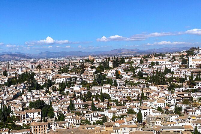Private tour to Granada from Seville with visit to the Alhambra - The Sum Up