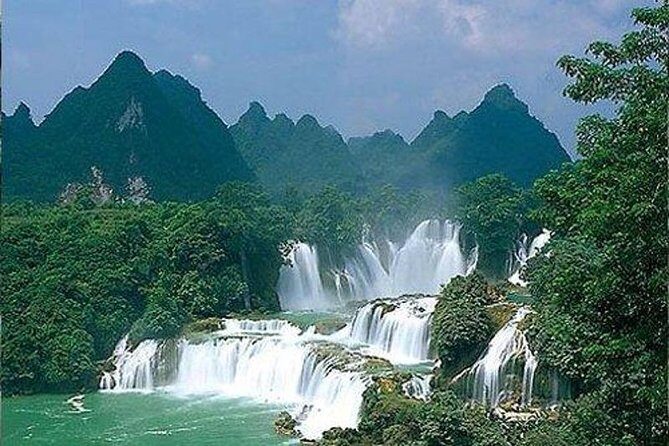 Private Tour to Gulong Canyon with Glass Bridge and Water Falls from Guangzhou - Who Should Consider This Tour?